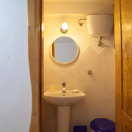 Casa Giulia - Residenza Lo Sparviero * Carloforte (Isola di San Pietro)